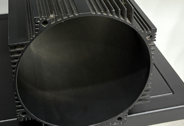 custom-oval-aluminum-heat-sink-with-black-finish