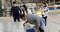American Client Visits Aluminum Extrusion Factory for Quality Inspection