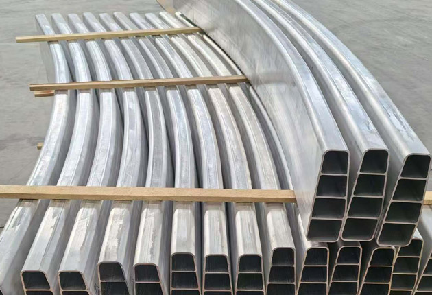 4-channel-aluminum-profile-bent-tube
