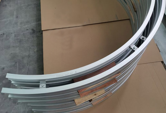 bent-link-aluminum-profile