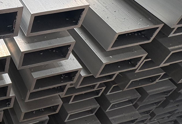 rectangular aluminum tube