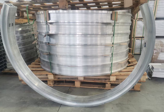 Semi-Circular Bent Aluminum Profile