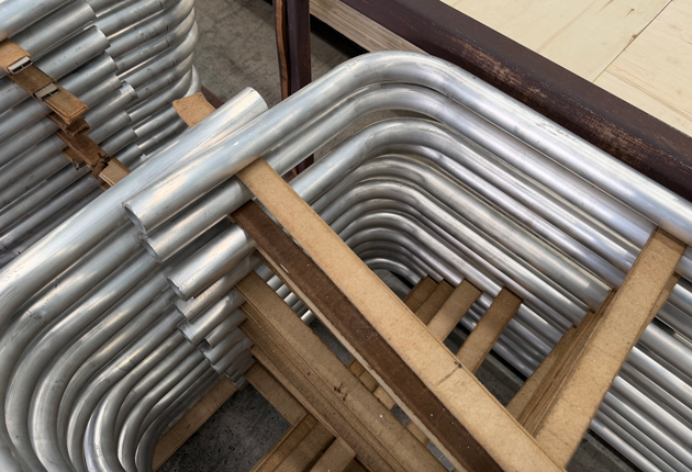 custom-bent-aluminum-tube
